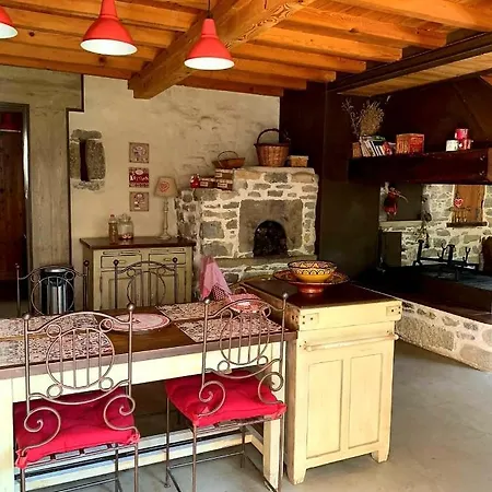 Holiday home Misanid Ecrin De Verdure A 15mm De La Cite De Carcassonne *